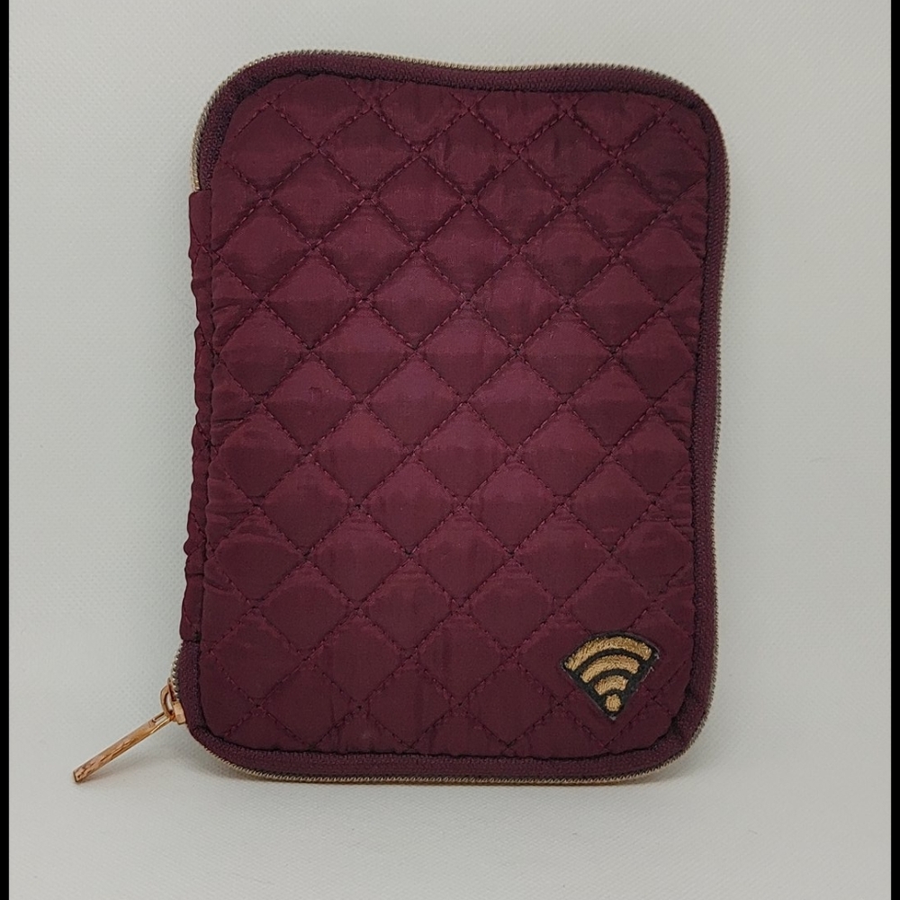 Tech/Makeup Pouch.